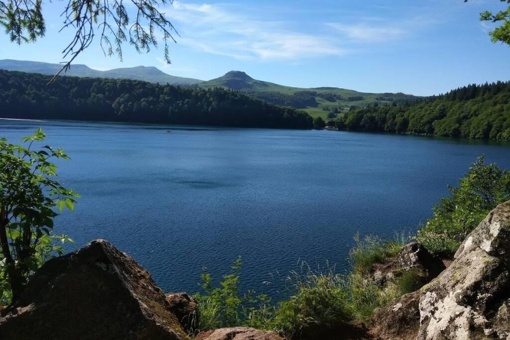Studio Au Coeur Des Volcans D Auvergne - Murol Zewnętrze zdjęcie
